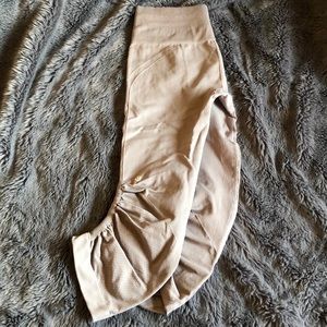 Lululemon bottom size S NWOT